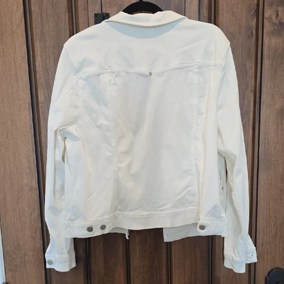 Liverpool Jeans Company White Jean Jacket Classic Design - Picture 3 of 6